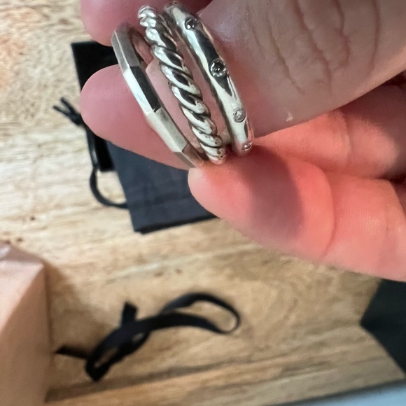 Authentic David Yurman women's size 7 ring